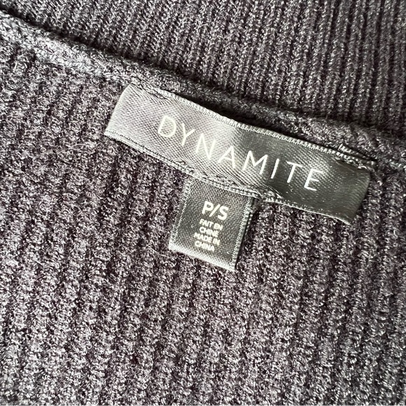 Black Dynamite Split Sleeve Knit Sweater - Picture 5 of 6